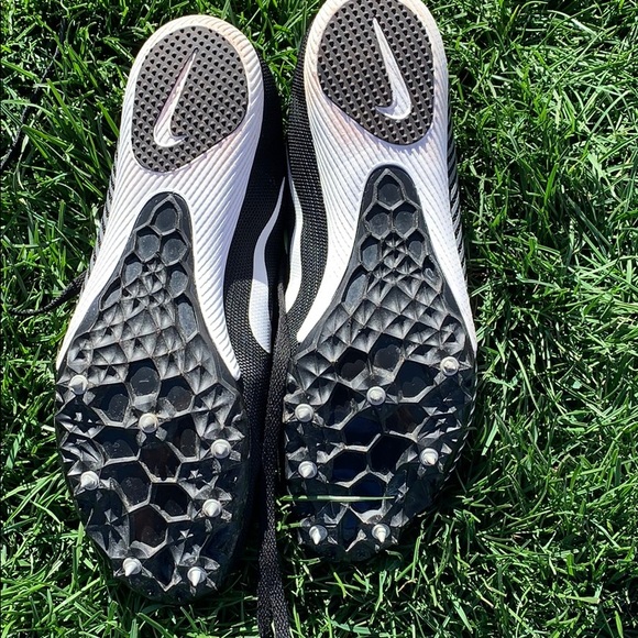 Nike track running shoes - Picture 2 of 4